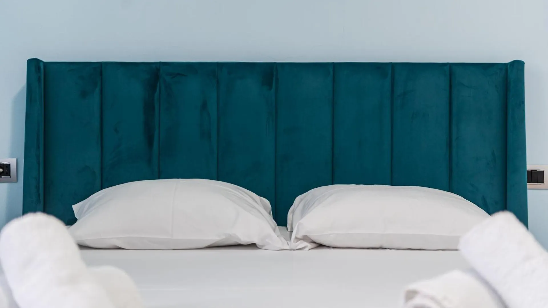 Urban Retreat By Ps Apartment Durres